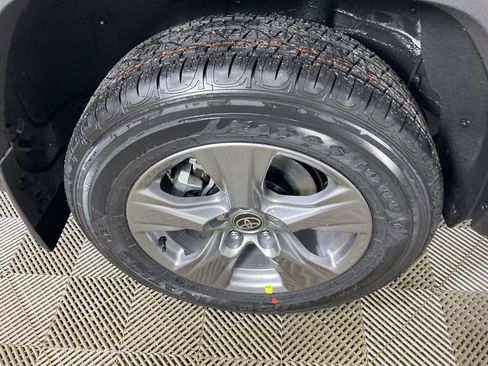 New 2025 Toyota RAV4 XLE image 9