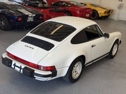 Used 1988 Porsche 911 Carrera RWD image 18