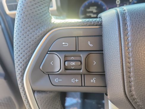 Used 2026 Toyota Tacoma TRD Sport w/ TRD Sport Premium Package RWD image 18