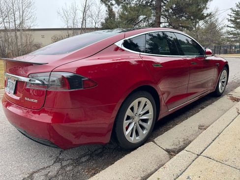 Used 2019 Tesla Model S Performance image 4