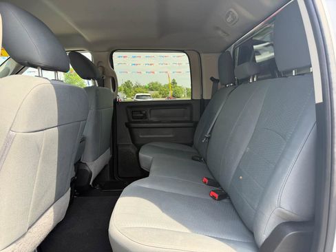 Used 2018 RAM 2500 Tradesman w/ Chrome Appearance Group AWD/4WD image 16