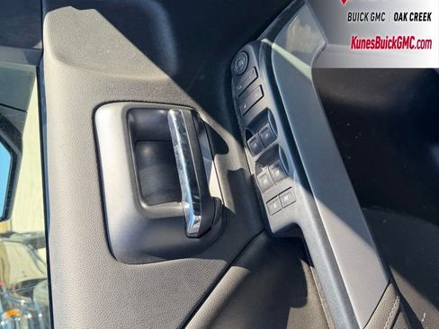 Used 2017 Chevrolet Silverado 1500 LT w/ Midnight Edition image 9