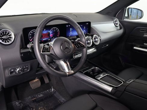 Certified 2026 Mercedes-Benz GLA 250 4MATIC image 7