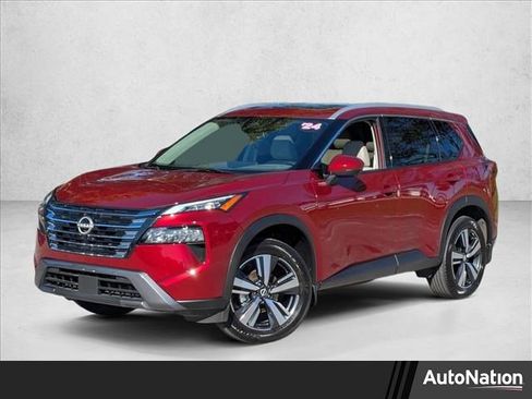 Used 2024 Nissan Rogue SL w/ SL Premium Package image 1