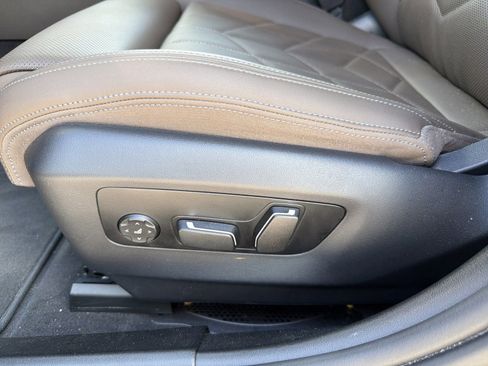 Certified 2024 BMW 540i xDrive w/ Premium Package AWD/4WD image 24
