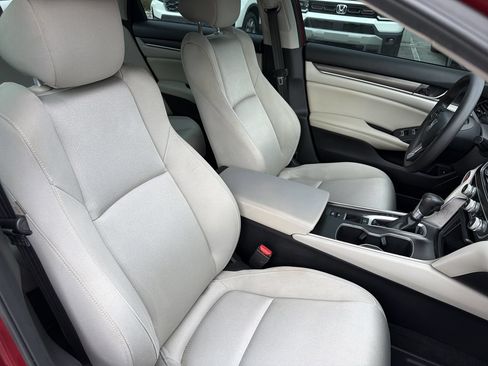Used 2019 Honda Accord LX image 20