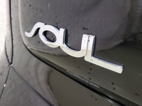 Used 2015 Kia Soul image 48