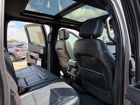 Used 2022 Ford F150 Lariat w/ Equipment Group 502A High AWD/4WD image 22
