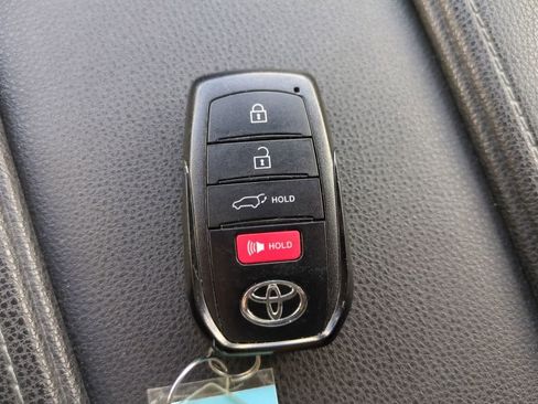 Certified 2025 Toyota Grand Highlander AWD image 28