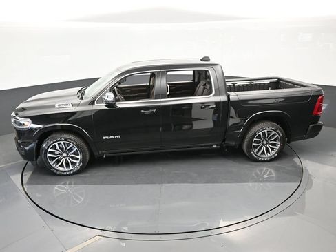 Used 2025 RAM 1500 Limited AWD/4WD image 40