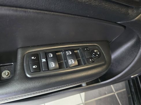 Used 2016 Chrysler 200 C w/ Navigation & Sound Group I image 26