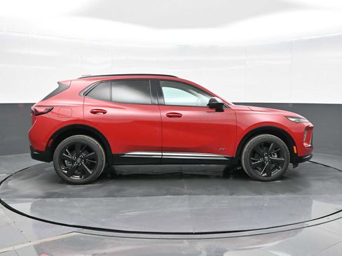 Used 2025 Buick Envision Sport Touring AWD/4WD image 9