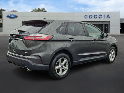 Certified 2020 Ford Edge SE image 4