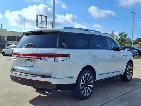 Certified 2023 Lincoln Navigator Reserve RWD image 2