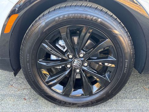 Used 2025 Buick Envista Sport Touring image 31