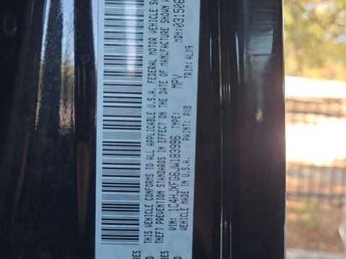 Used 2018 Jeep Wrangler Unlimited Rubicon image 40