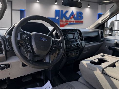 Used 2022 Ford F250 XL w/ STX Appearance Package AWD/4WD image 10