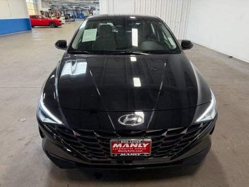Used 2023 Hyundai Elantra Limited FWD image 8