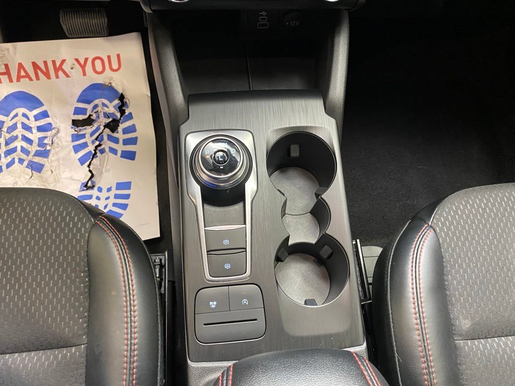 Used 2025 Ford Escape ST-Line FWD image 24