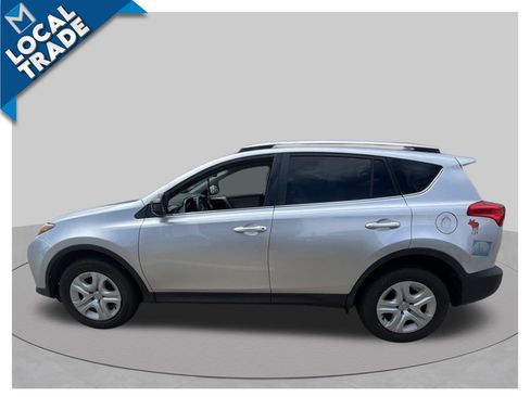 Used 2015 Toyota RAV4 LE AWD/4WD image 8