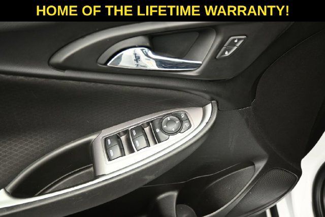 Used 2017 Chevrolet Malibu LS FWD image 13