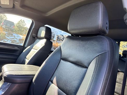 Used 2024 Chevrolet Silverado 3500 LTZ w/ LTZ Convenience Package image 12