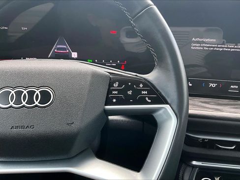 Used 2025 Audi Q5 Premium Plus w/ Premium Plus AWD/4WD image 25