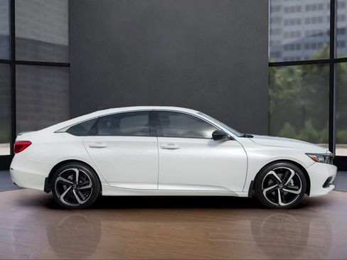 Used 2022 Honda Accord Sport Special Edition image 6