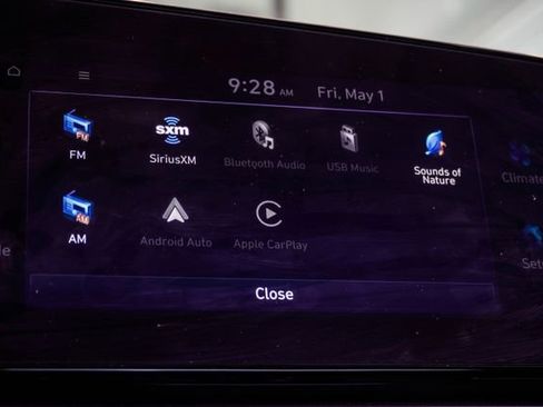Used 2024 Hyundai Elantra SEL w/ Convenience Package FWD image 28