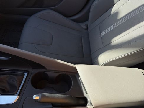 Certified 2023 Hyundai Elantra SE image 14