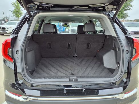 Used 2021 GMC Terrain SLT FWD image 8