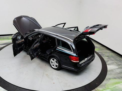 Used 2015 Mercedes-Benz E 350 4MATIC Wagon image 40