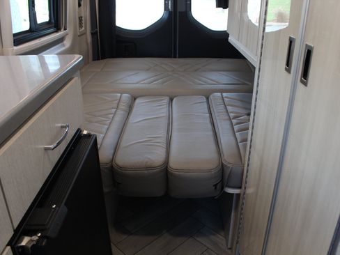 Used 2024 Mercedes-Benz Sprinter 3500 image 72