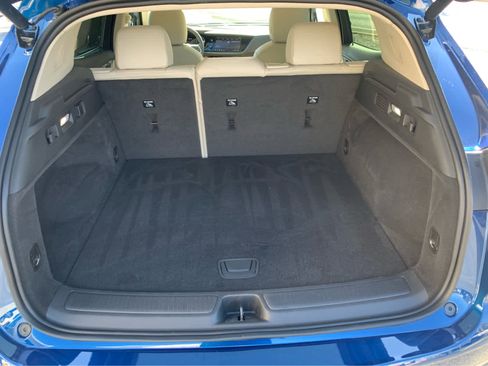 Used 2022 Buick Envision Essence w/ Safety Package image 5