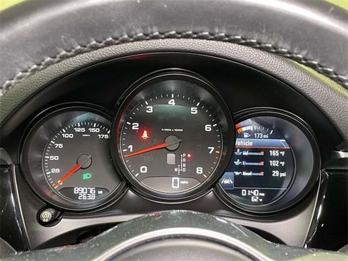 Used 2018 Porsche Macan image 47