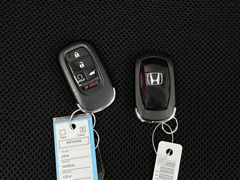 Used 2024 Honda CR-V EX image 9