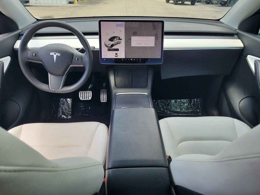 Used 2022 Tesla Model Y Performance AWD/4WD image 11