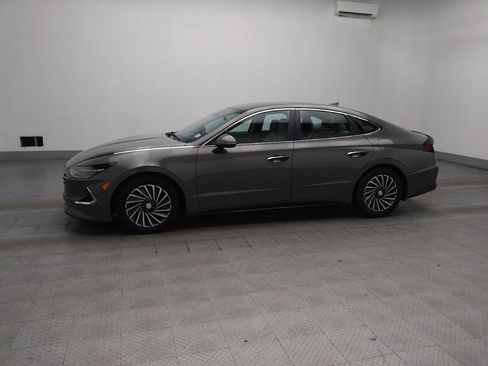 Used 2022 Hyundai Sonata Limited FWD image 2