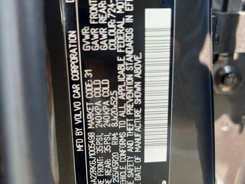 Used 2018 Volvo XC60 T6 Momentum w/ Convenience Package AWD/4WD image 33