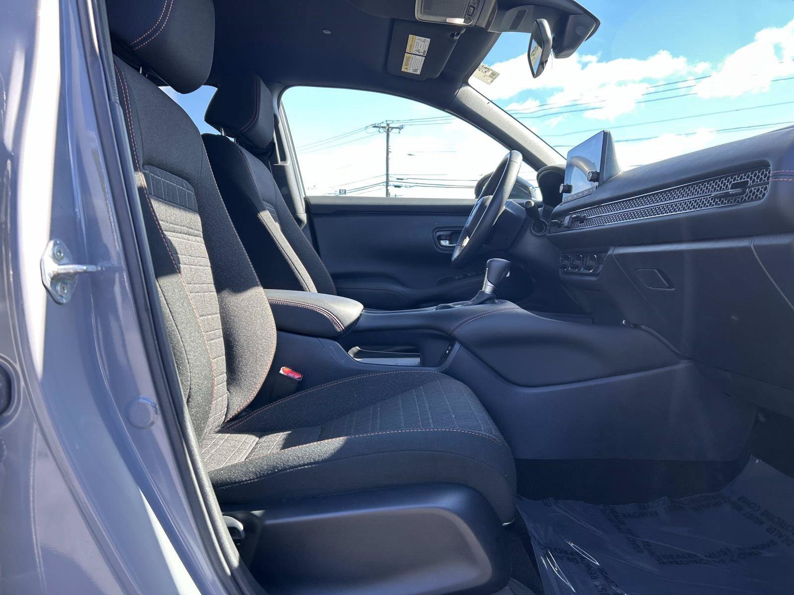 Used 2025 Honda HR-V Sport image 20