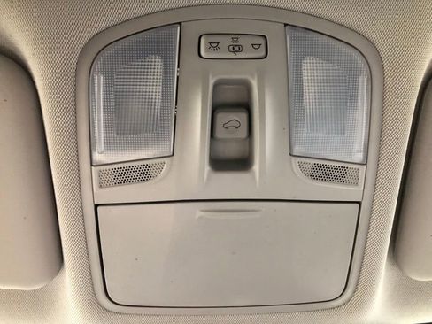 Used 2023 Hyundai Kona Limited image 28