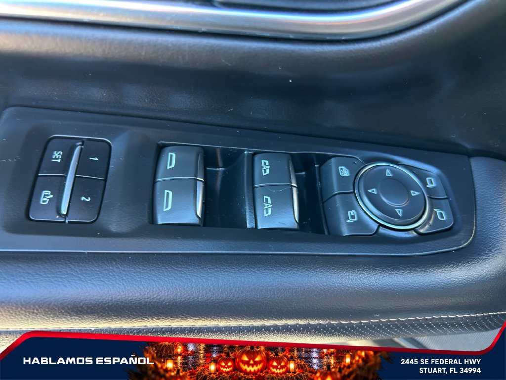 Used 2024 Chevrolet Suburban Premier AWD/4WD image 13