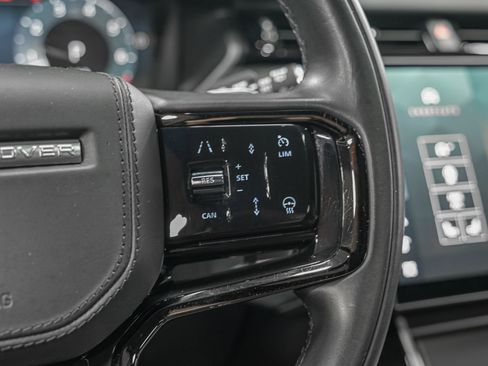 Used 2024 Land Rover Range Rover Velar Dynamic SE image 19