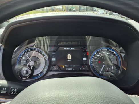 Used 2022 RAM 1500 Limited w/ Body Color Bumper Group image 22