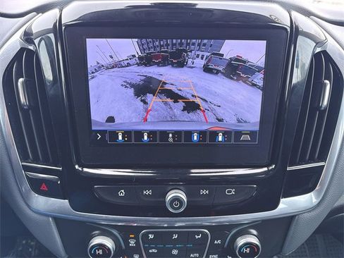 Used 2020 Chevrolet Traverse LT w/ LT Premium Package image 15