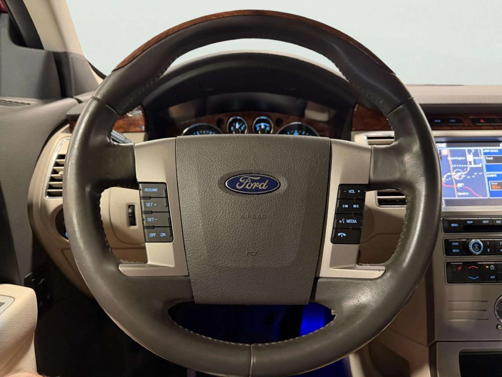 Used 2011 Ford Flex Limited FWD image 44