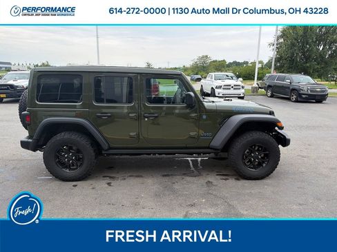 Used 2024 Jeep Wrangler Unlimited AWD/4WD image 3