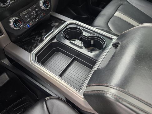 Used 2019 Ford F250 Platinum w/ Platinum Ultimate Package image 18