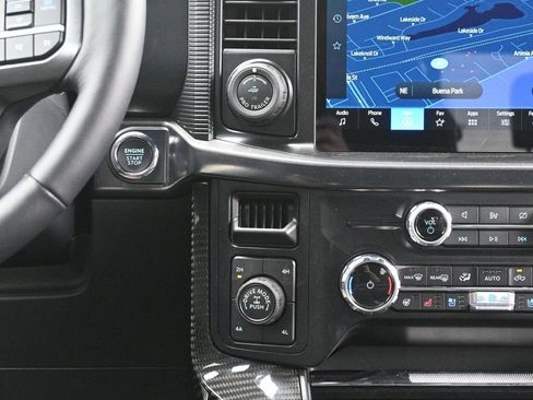 New 2024 Ford F150 Lariat w/ Equipment Group 502A High image 21