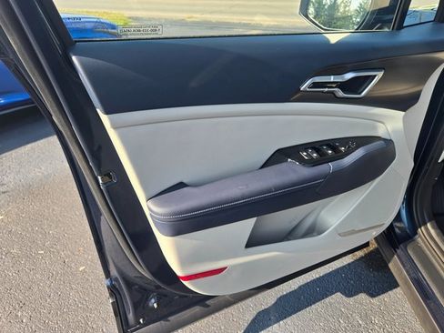 New 2025 Kia Sportage EX image 23